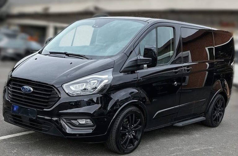 private transport ford tourneo