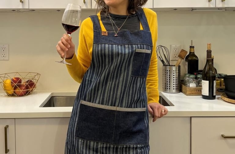 Avental japonês sem amarração (cruzados/cross-back), higiênico, prático, confortável, elegante.