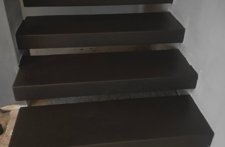 Scala realizzata in resina