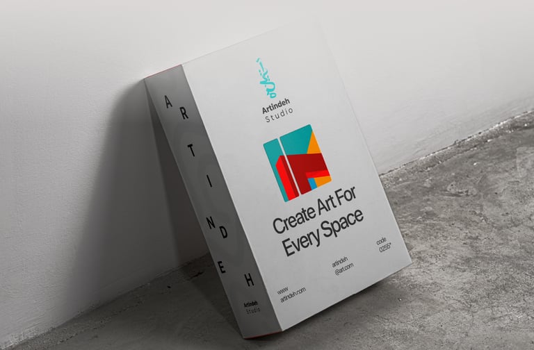 Zweites Nachhaltiges Verpackungsdesign aus Recyclingkarton für Artindeh Kunstplatform