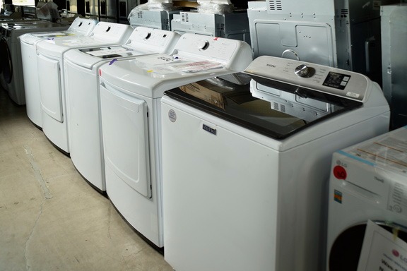 Washers and dryers at Appliances for Less in Tucson, Az
