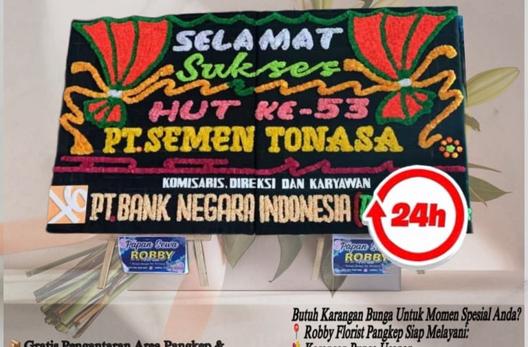 Karangan bunga Pangkep papan ucapan selamat wisuda dari Robby Florist
