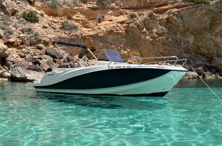 Alquiler lancha ibiza