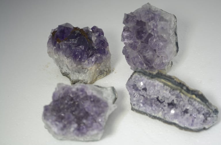 AMATISTAS MINI GEODAS
