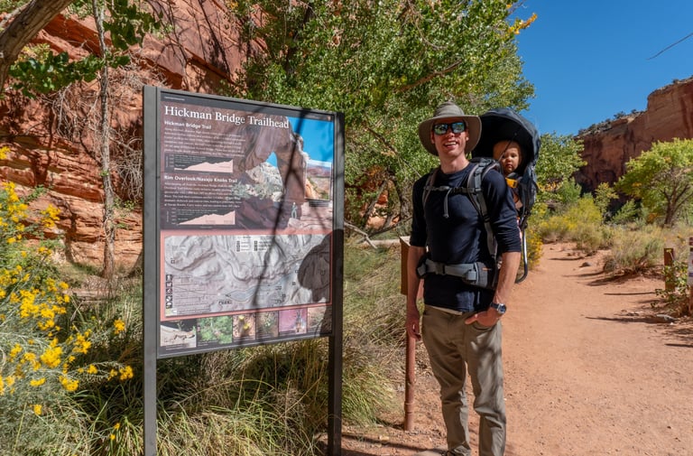 Hickman Bridge Trailhead
