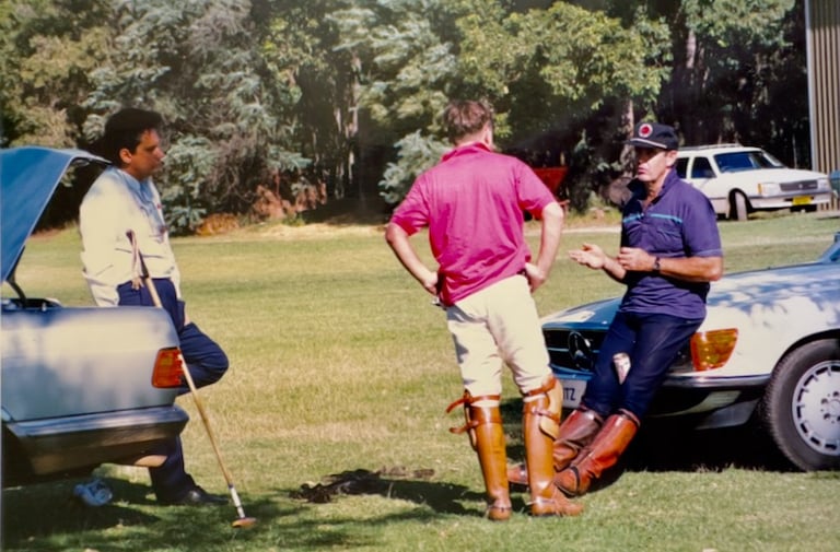 Peter Pickering snaps polo newcomers getting advice from Ross Leighton