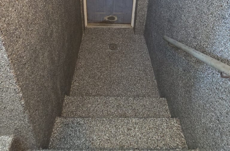 Seamless garage basement entry way stairs floor and walls decorative MMA flake