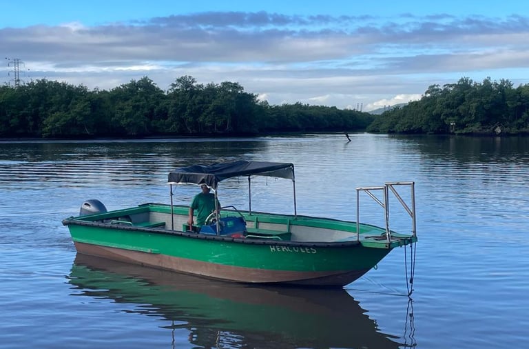 lancha de transporte de passageiro