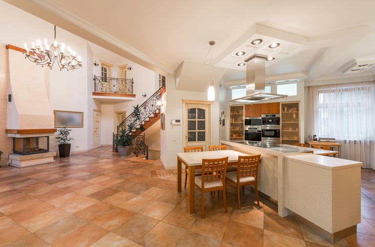 MazarakisArt: Παραδοσιακός Χώρος Κουζίνας με Ξύλινες Λεπτομέρειες