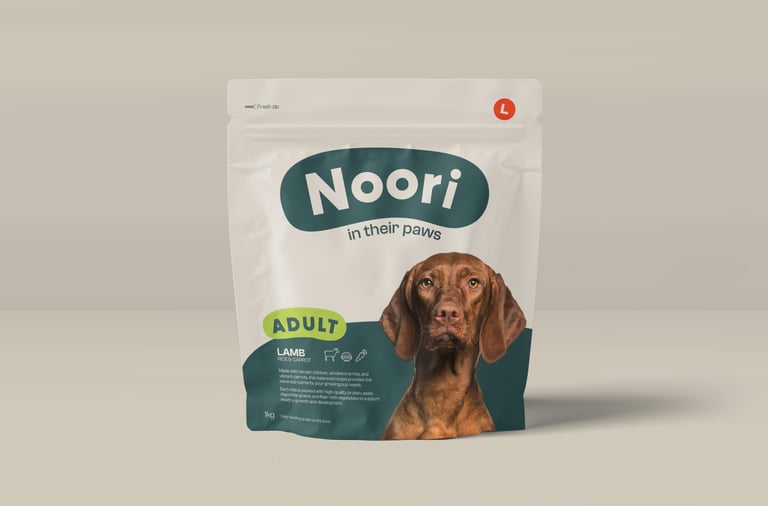 Déclinaison de l'identité visuelle de Noori, marque de petfood par Tuuk studio
