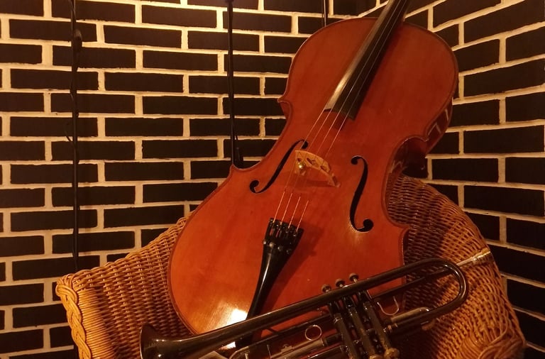 Violonchelo y Trompeta