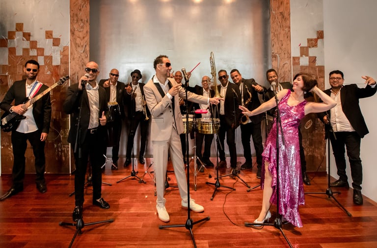 Encuentro musical junto a la banda en una atmósfera vintage