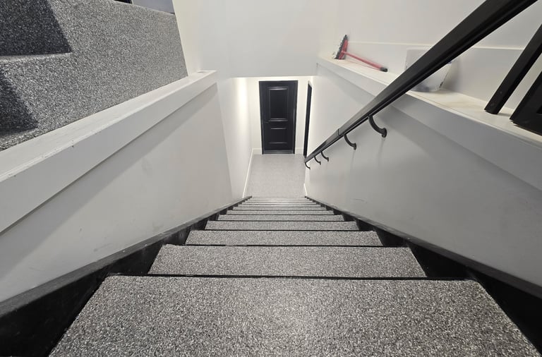 MMA Flake garage floor and stairs coating with slip-resistant surface
