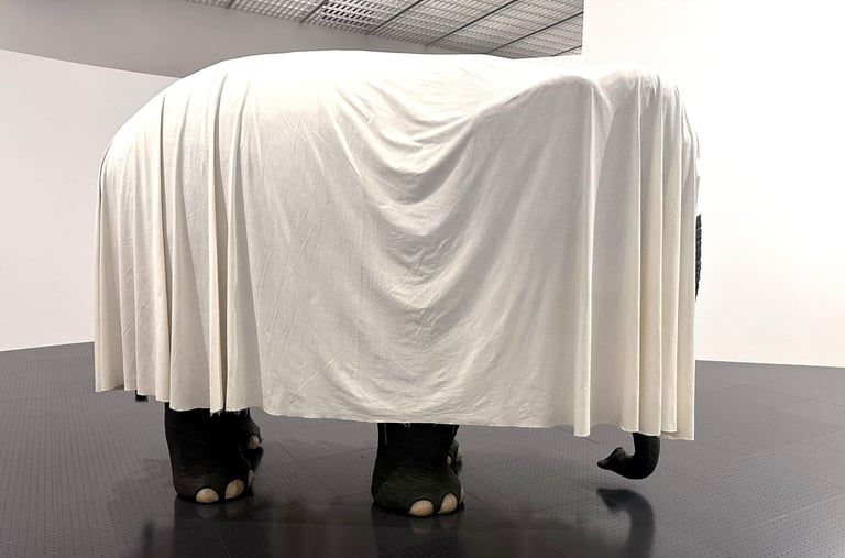Not afraid of Love, 2000 Marizio Cattelan ©16mag