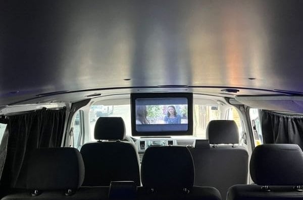 Camioneta para 10 pasajeros 2 - Renta de Camionetas en Morelia
