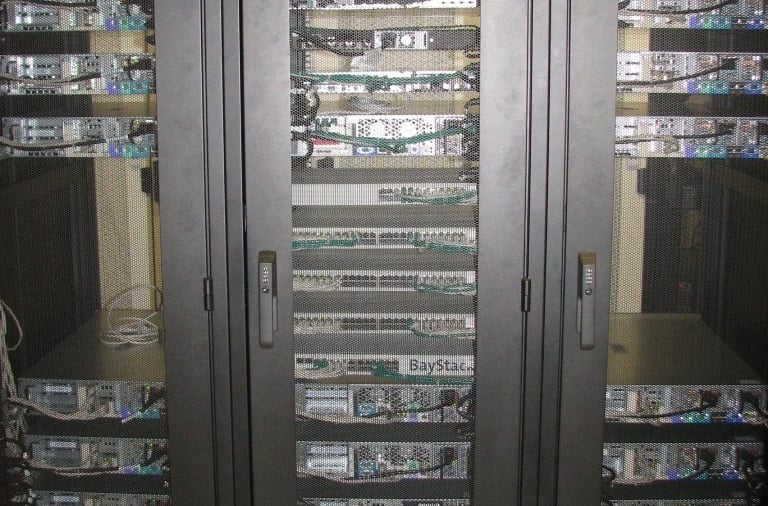 Easy-Forex Dublin DataCenter - Front View, closed doors