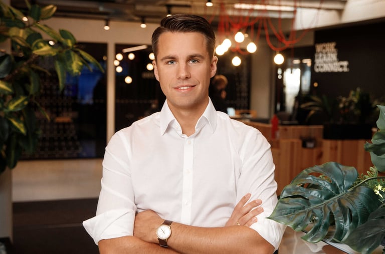 Verslo portretai, profesionalios foto paslaugos, linkedin nuotraukos, darbuotojų fotografas Vilniuje