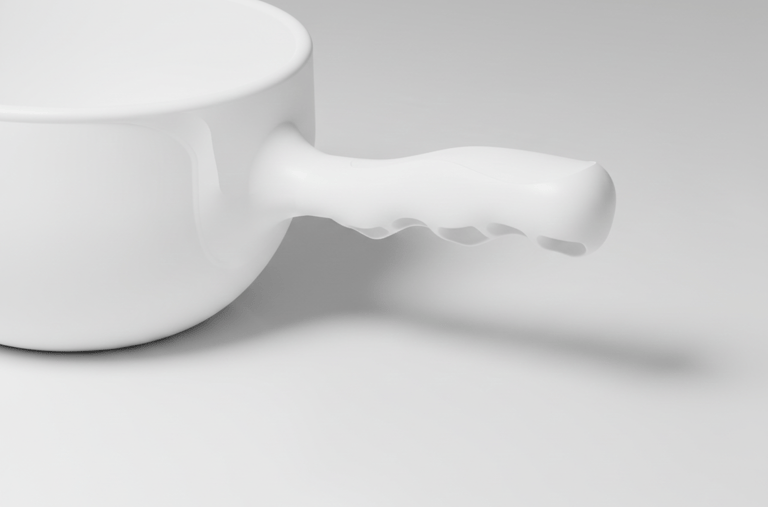 Weiße Rundschaufel mit verstärktem Griff. Robuste Ausführung für den intensiven Dauereinsatz.