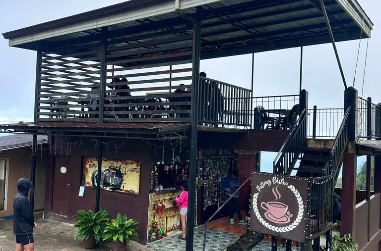 Patimz Bistro (Great Coffee and Food on a peak)