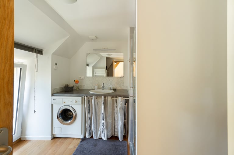 vue générale salle d'eau