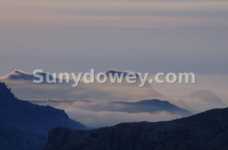 Macizo de Gu-Guy al fondo. Isla de Gran Canaria