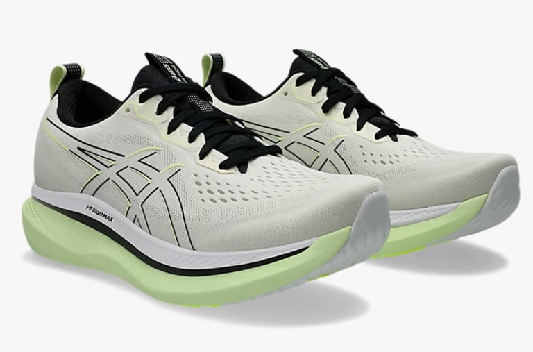 ASICS Glideride Max shoe th, showing rocker shape and dual-foam midsole