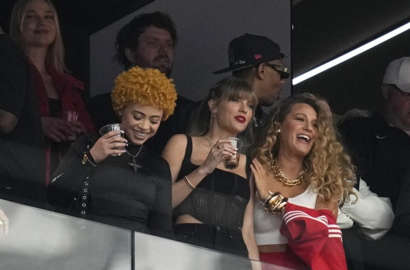 Taylor Swift on Super Bowl with Ice Spice and Blake Lively