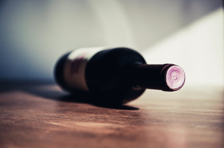 Revinsy propose des winebox à déguster chez soi en apprenant le vin