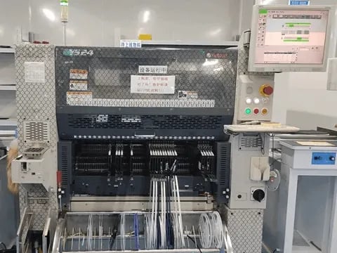 Omini ensures high-quality SMT assembly by reducing defects with precise control and expert knowledg
