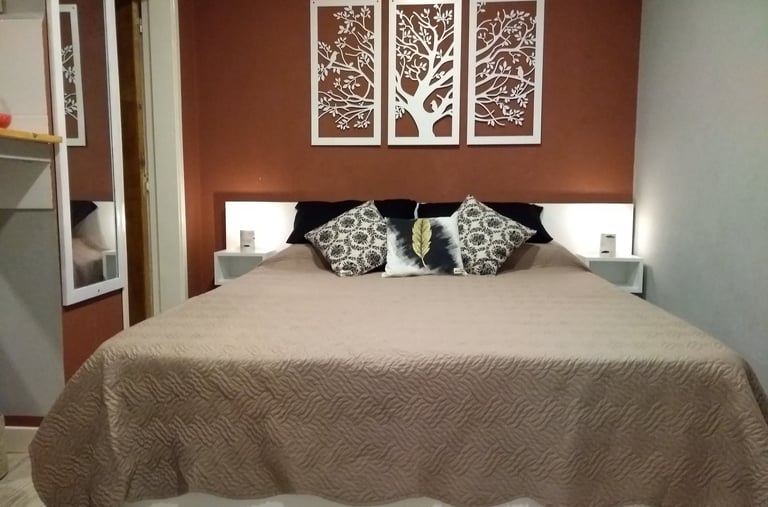 El Refugio - Vista cama queen size