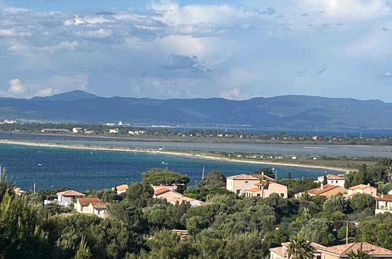 La vue sur la mer depuis la location
