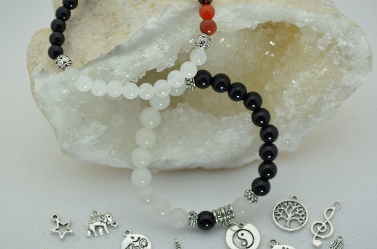 PULSERAS ONIX Y JADE BLANCO