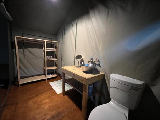 En suite bathroom at Albizia self catering tented camp in Hluhluwe