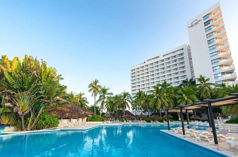 Ofertas en Park Royal Ixtapa -Piscina