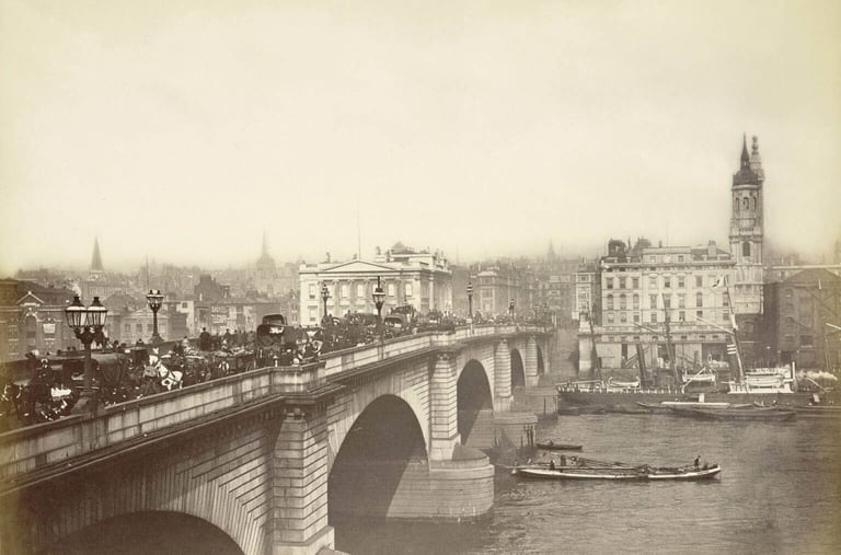 London Bridge History and Relocation to Lake Havasu City