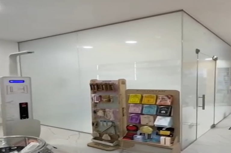 Smart Privacy Glass Solutions for Hospitals & Clinics