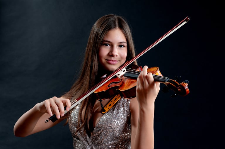 Vikoria Aurelia Höck - Violine