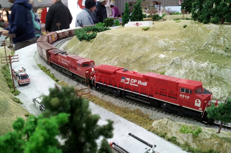 CP dash 9s head a freight out of Wishram yard