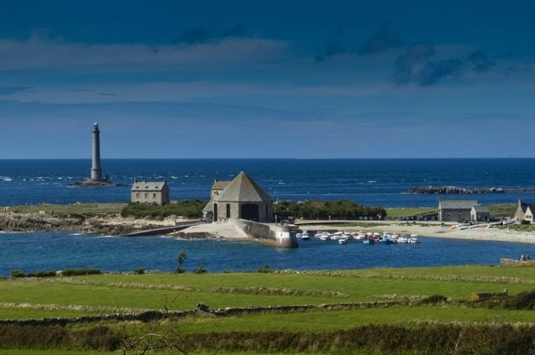 Gîtes de la Cour d'Etienville - Phare de Goury