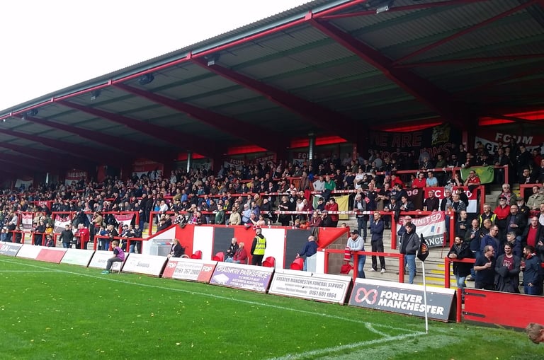Fan FC United of Manchester