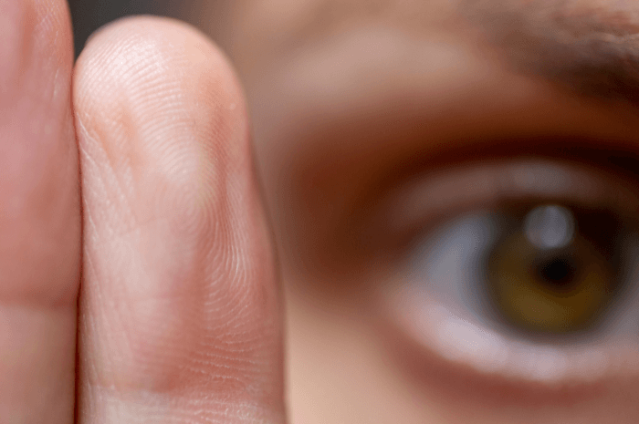 Fonctionnement des mouvements oculaires doigts et EMDR-DNR Lyon 6 lors de trauma ou phobie