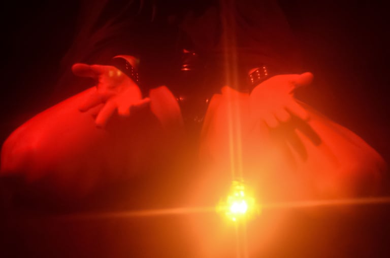 cabaret astral la sacertotisa