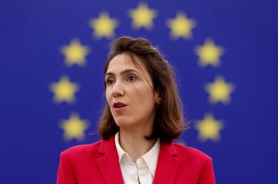 Le CETA « pourrait » s’appliquer même si l’Assemblée le rejette, estime Valérie Hayer