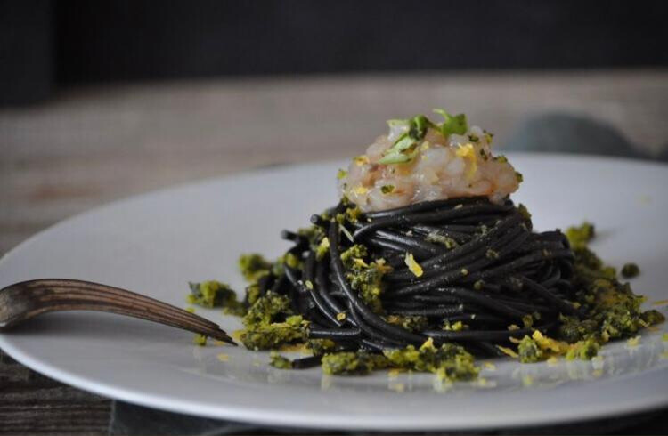 LINGUINE AL NERO DI SEPPIA