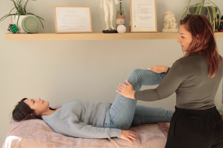 Consultation de kinésiologie pour adultes à Lisieux - retrouver un équilibre émotionnel