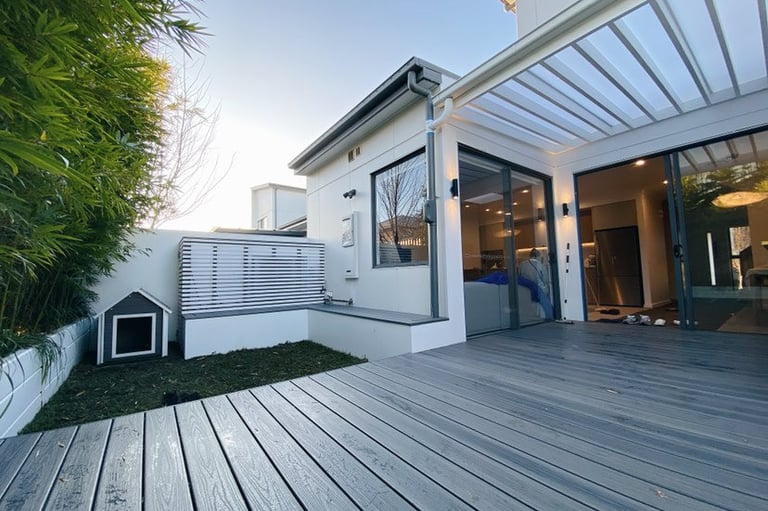 Professional Sydney Outdoor Decking grey