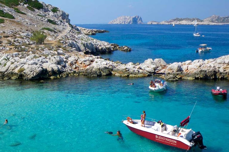 Seaside Provence boat tours and swimming