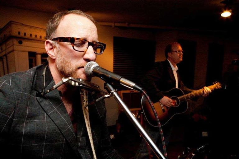 Clifton Castelloe - Acoustic guitarist for hire