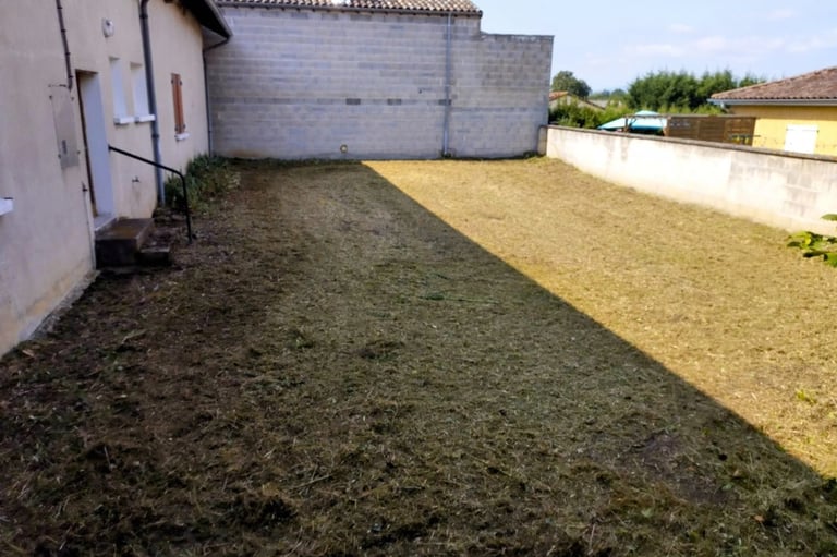 débroussaillage par un paysagiste dans le 71