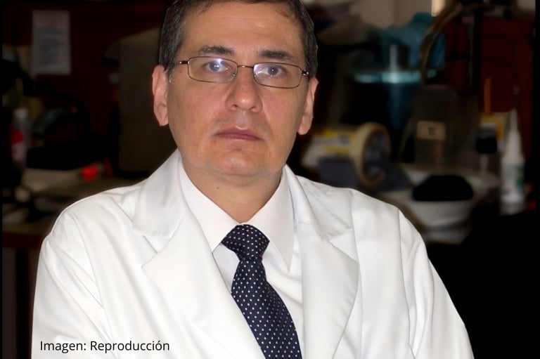 Dr. Cícero Coimbra, neurólogo brasileño y creador del Protocolo Coimbra.